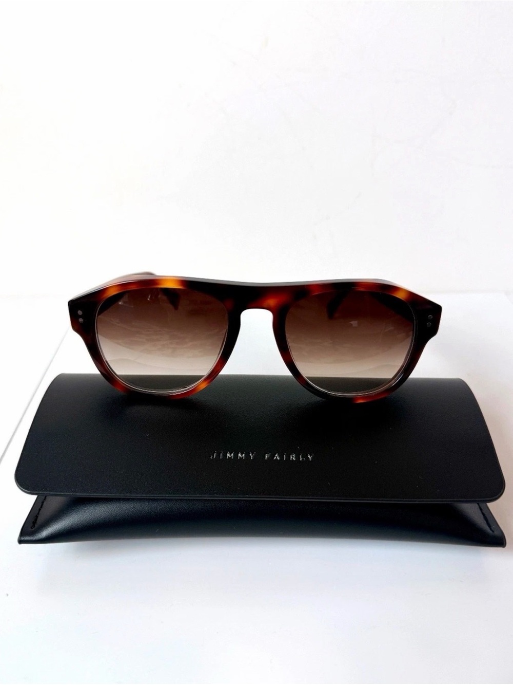 Jimmy Fairly Women's Tortoiseshell Sunglasses - Brown Gradient Lenses